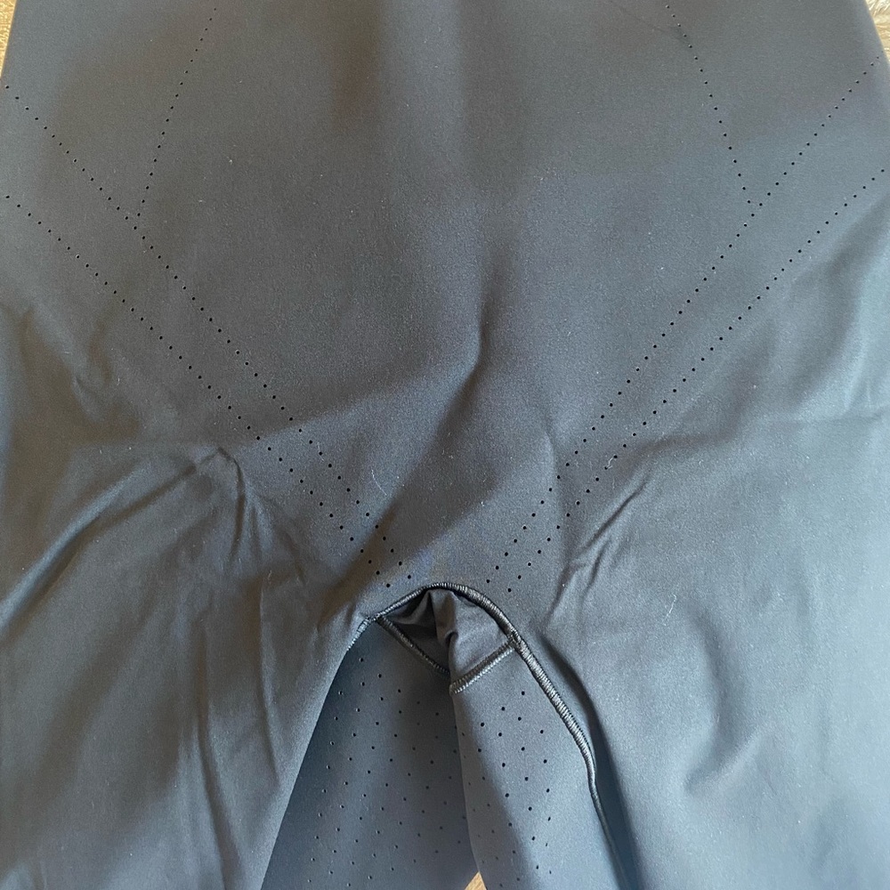 Shaper, thigh shaper Moisture wicking fabric NEW